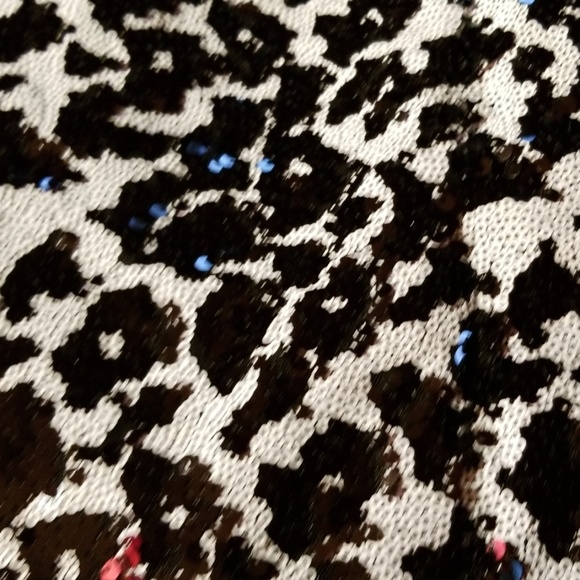 Guess black and white sequined mini skirt - Picture 2 of 8